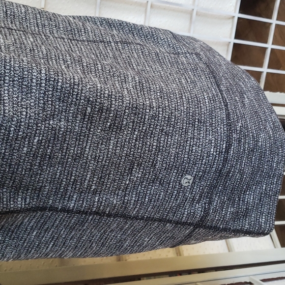 Lululemon black/gray full zip jacket 8 - Picture 5 of 8